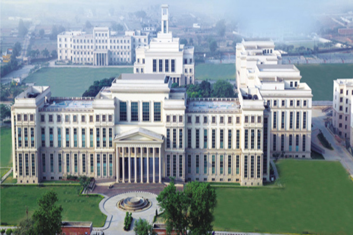 https://cache.careers360.mobi/media/colleges/social-media/media-gallery/22206/2018/12/8/Campus View of Amity Law School Lucknow_Campus-view.jpg